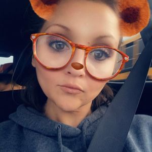 Meet your Posher, Holly